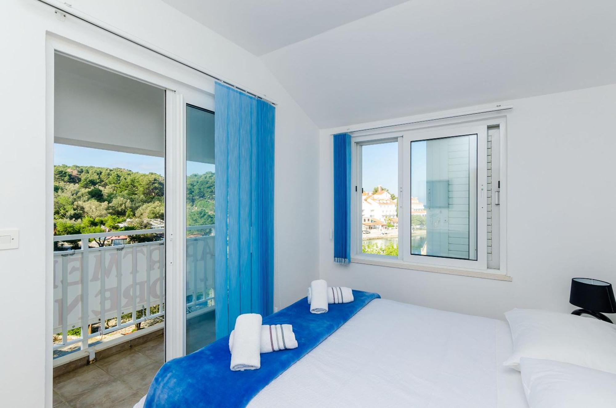 Apartments Lorena Mljet Pomena Extérieur photo