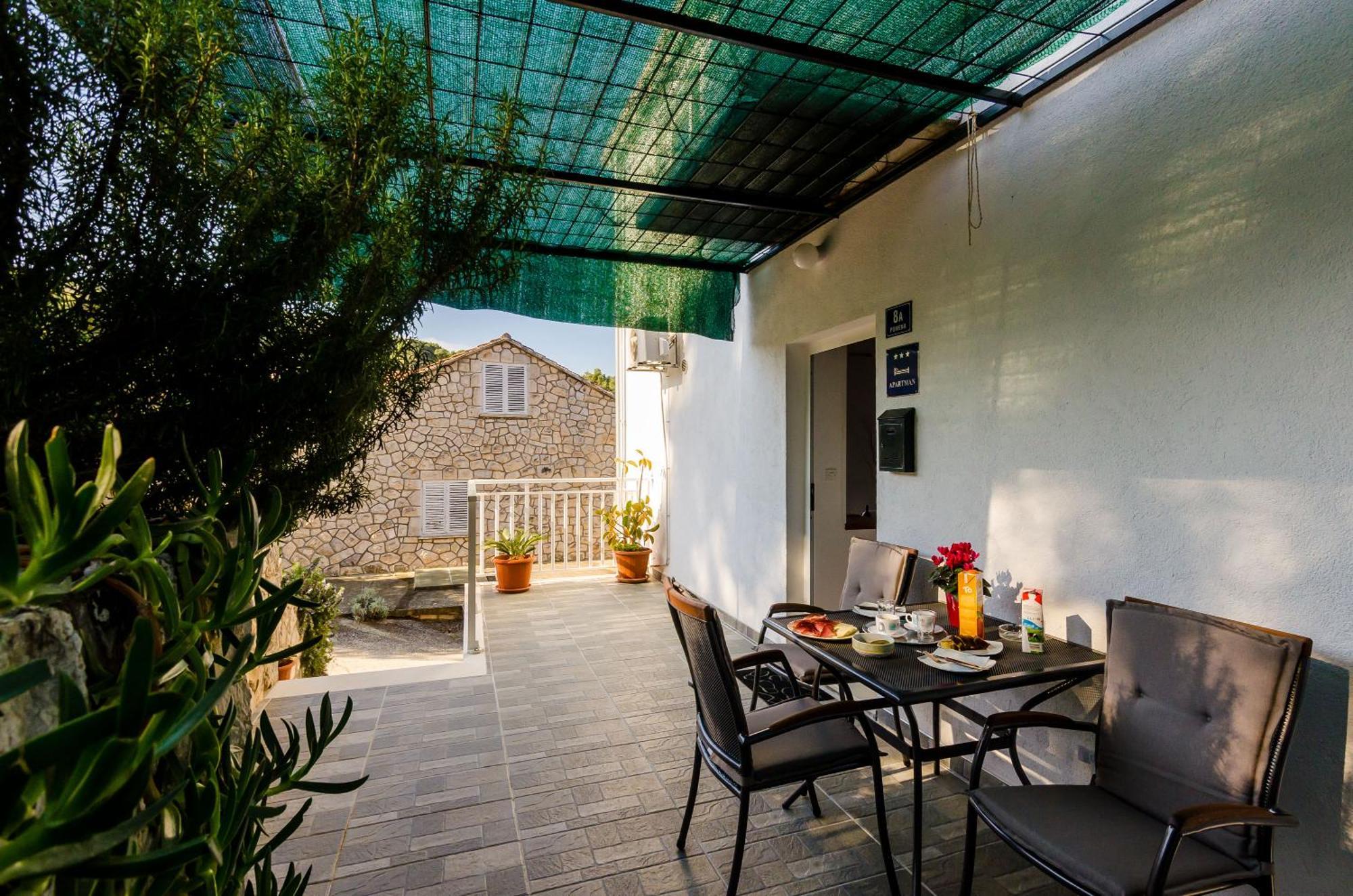 Apartments Lorena Mljet Pomena Extérieur photo