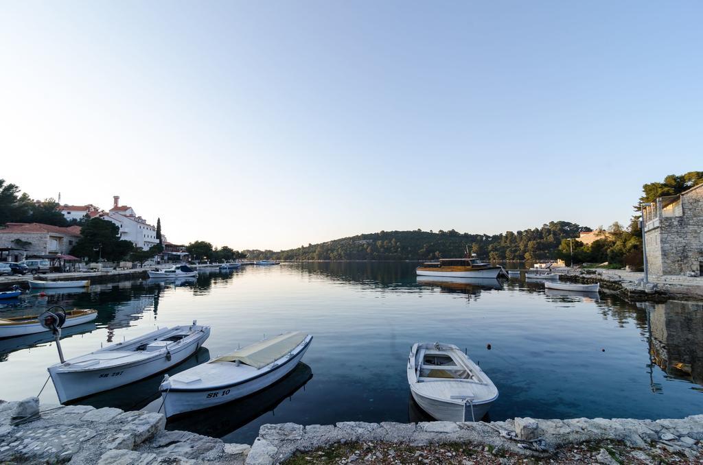 Apartments Lorena Mljet Pomena Extérieur photo