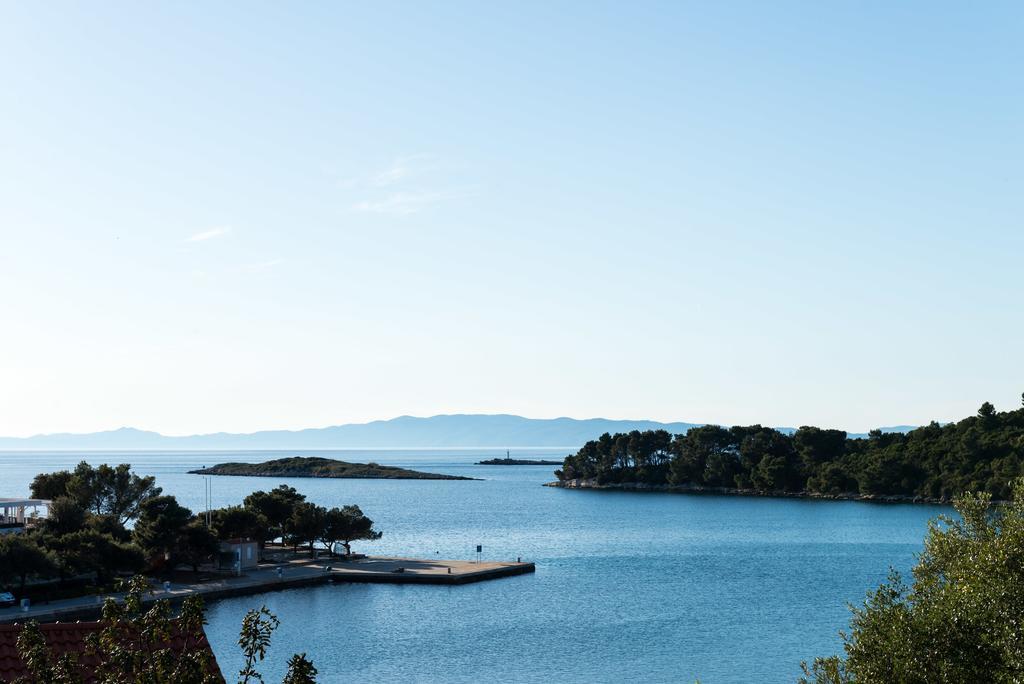 Apartments Lorena Mljet Pomena Extérieur photo