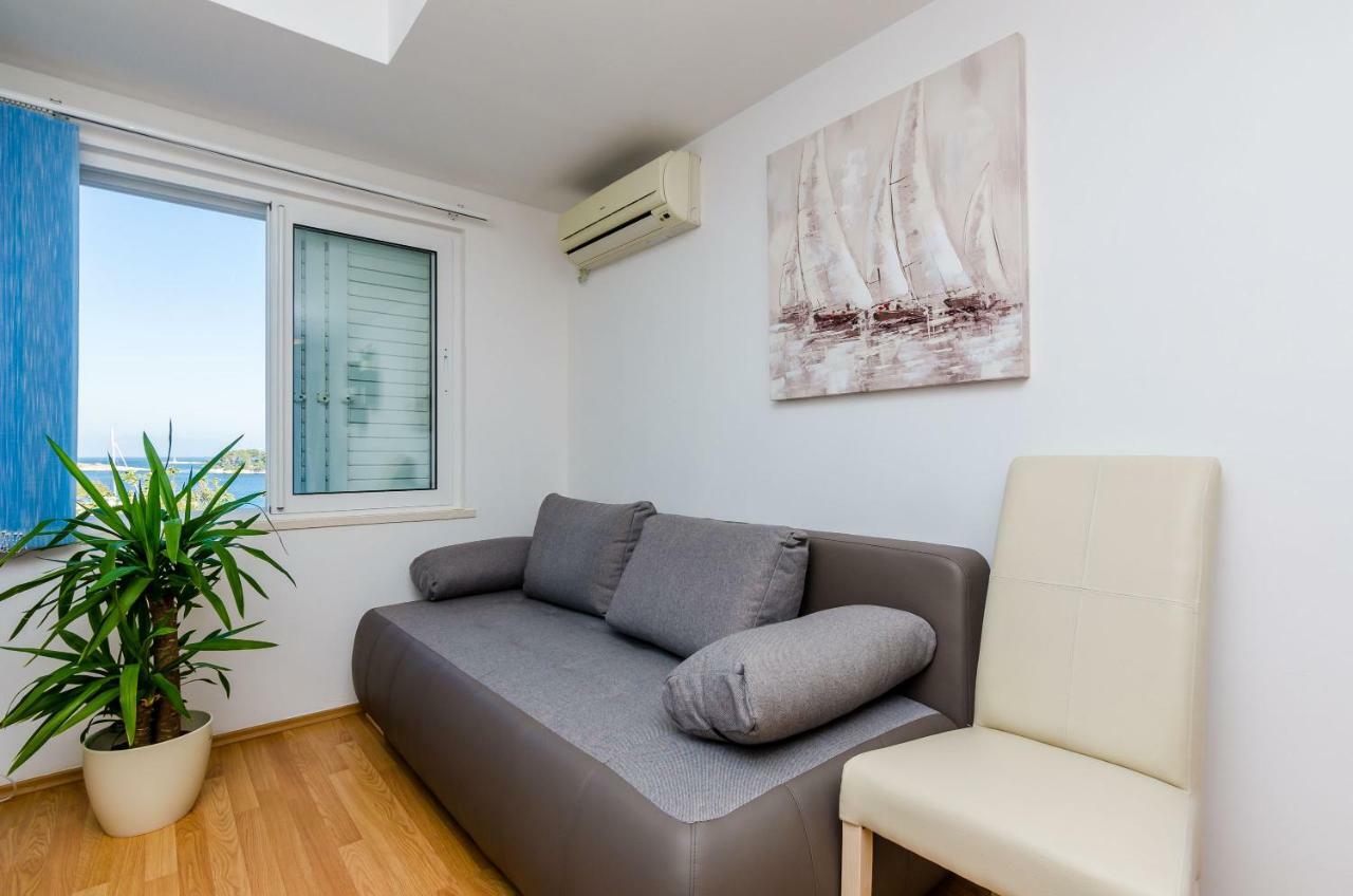 Apartments Lorena Mljet Pomena Extérieur photo