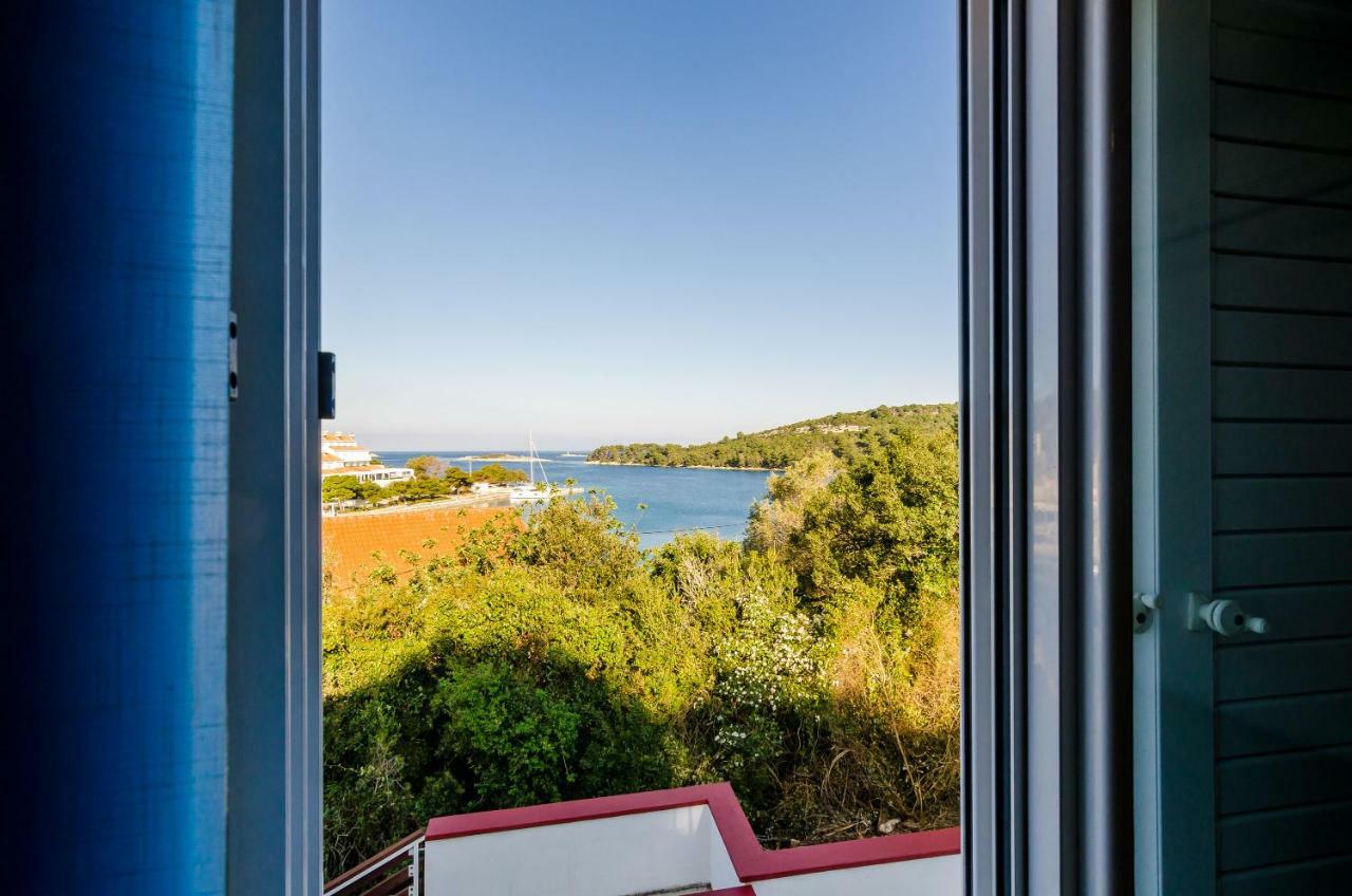 Apartments Lorena Mljet Pomena Extérieur photo